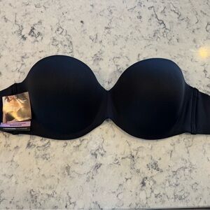 Maidenform Strapless Molded Cup Bandeau Bra Black 40C NWT Strap included